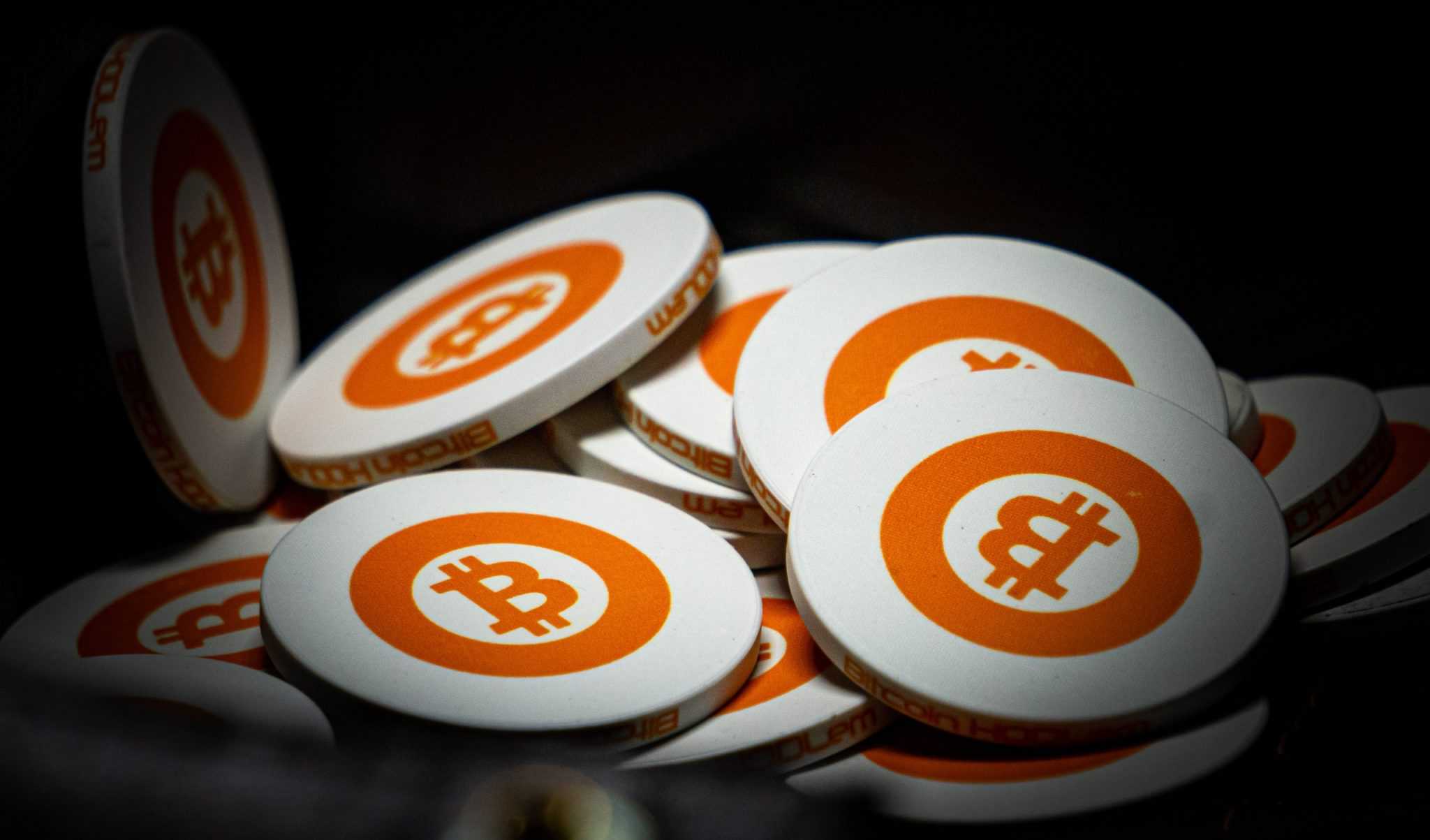 How To Calculate Zakat on Crypto and Bitcoin | A Simple Guide Featured Image