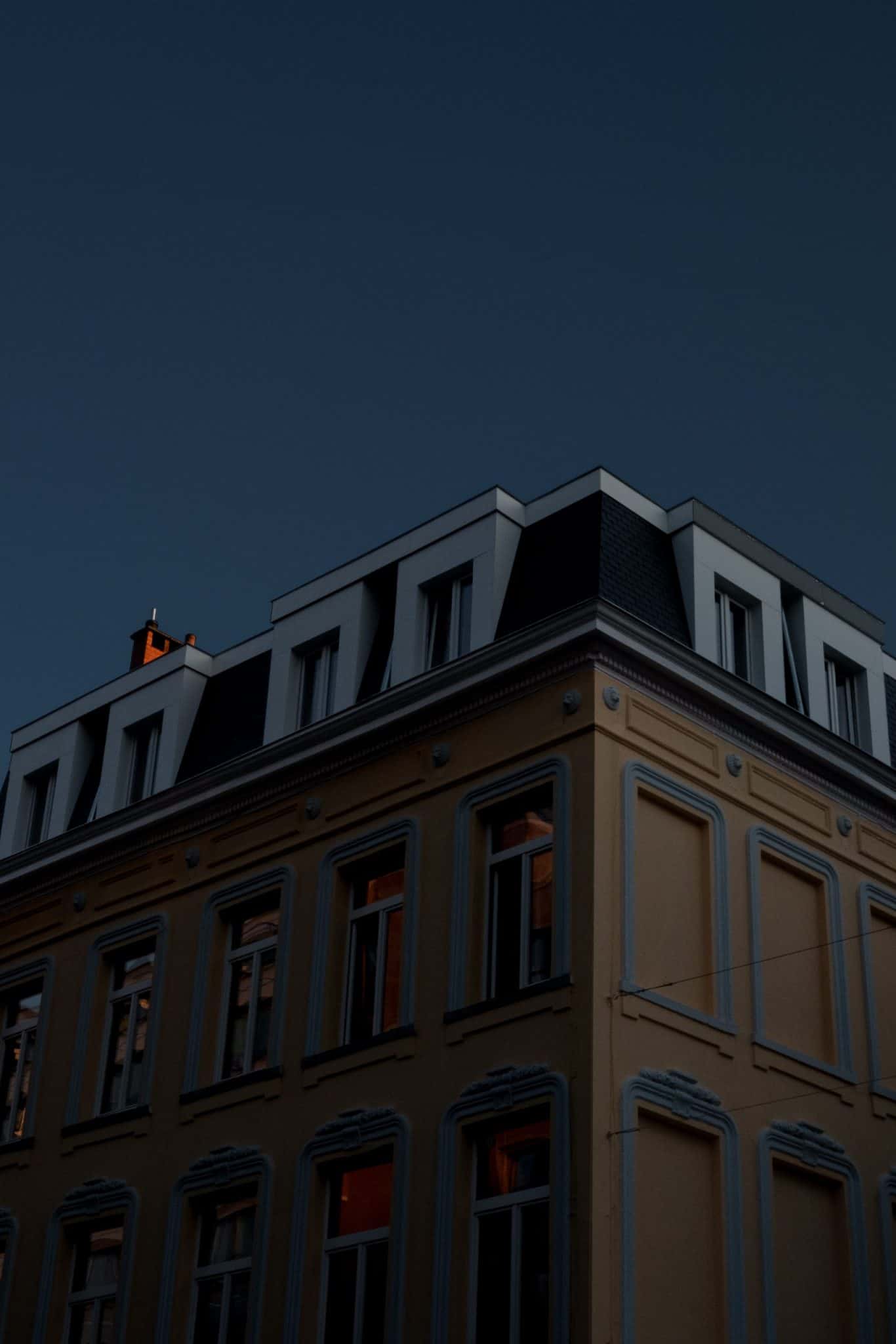 6 Real Alternatives to A Mortgage Featured Image