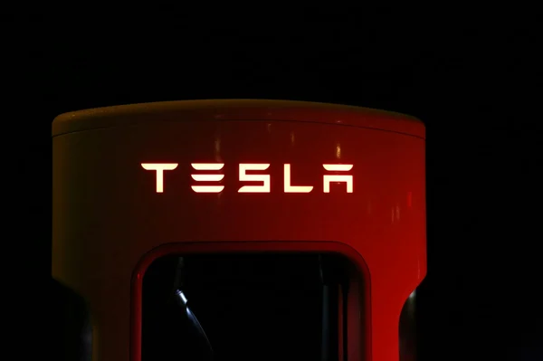 Image for Elon Musk Has Gone Full Islamaphobe – How Muslims Should Respond